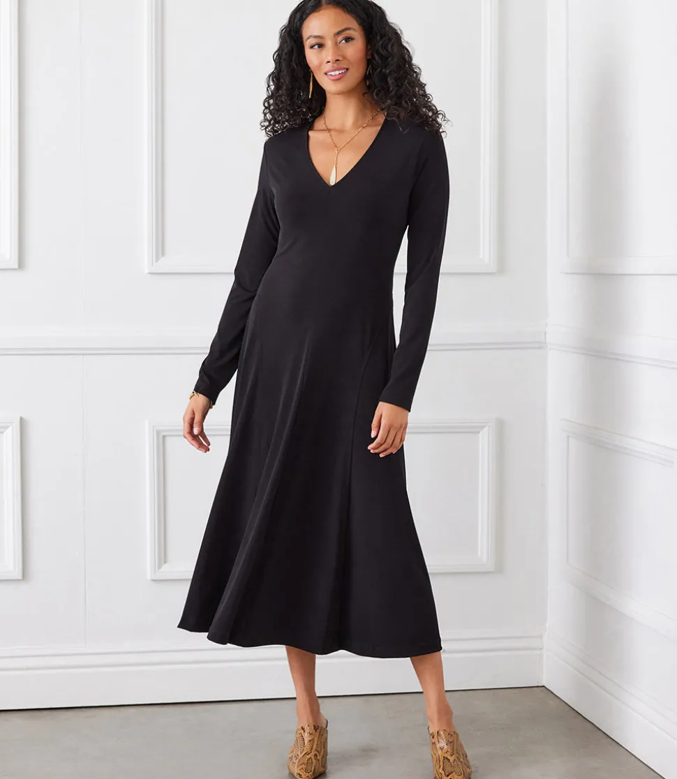 Kate V-Neck Midi Travel Dress
