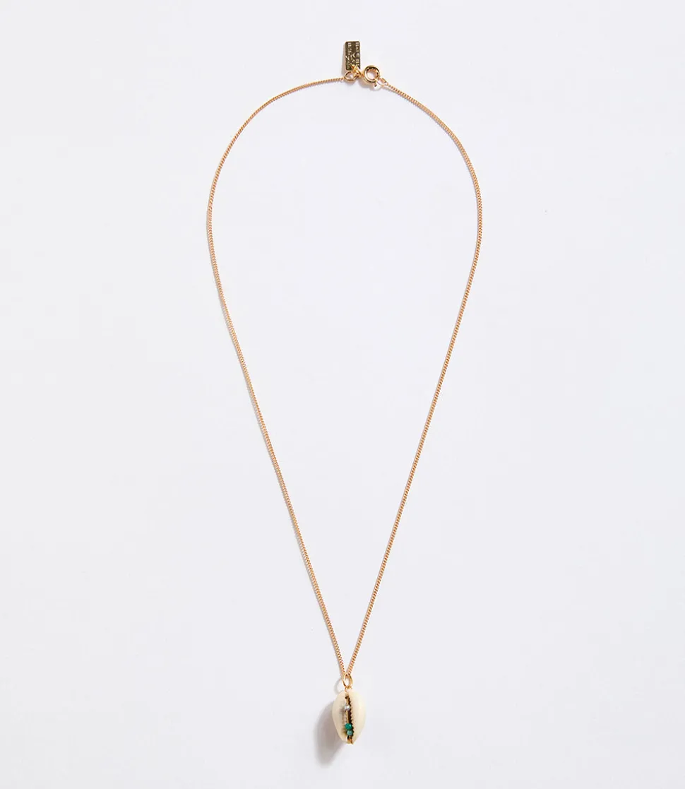 Shell Pendant Necklace