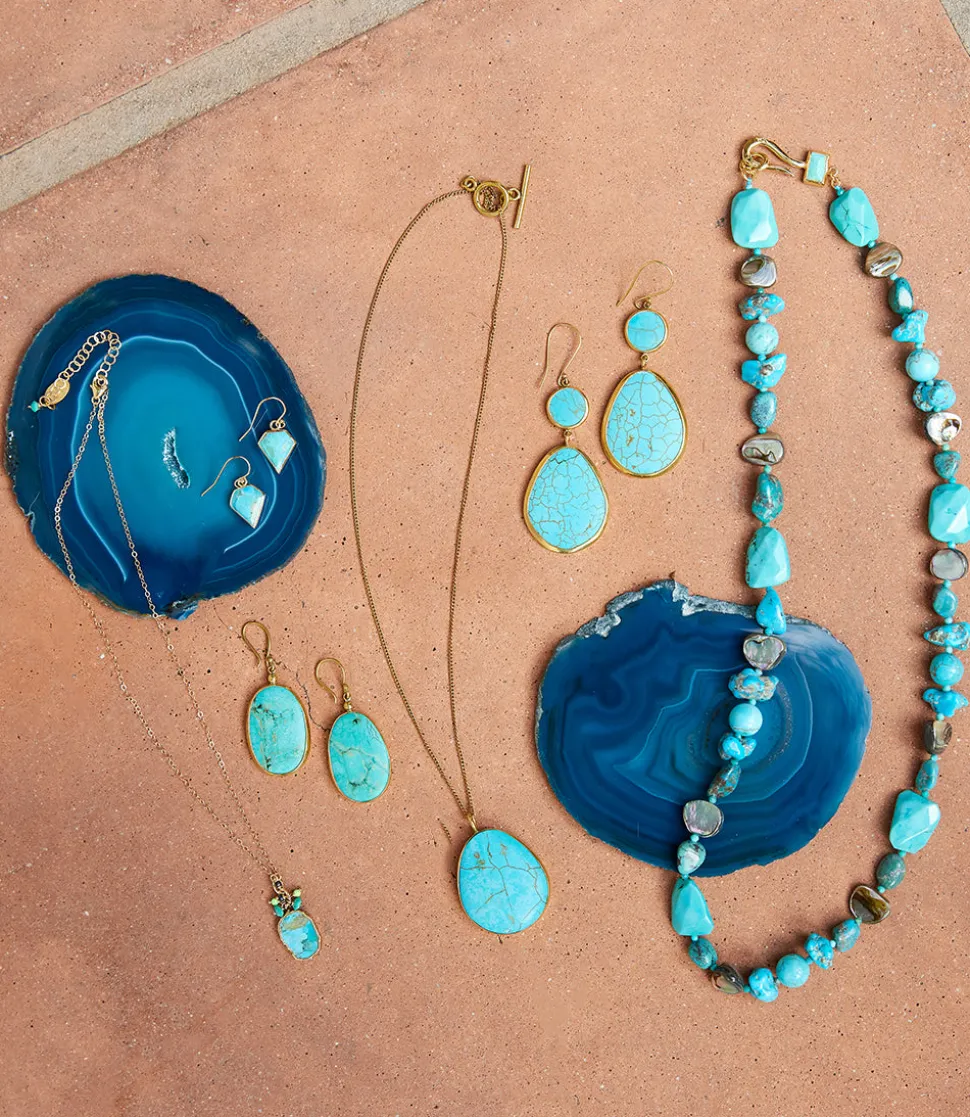 Turquoise Pendant And Beaded Cluster Necklace